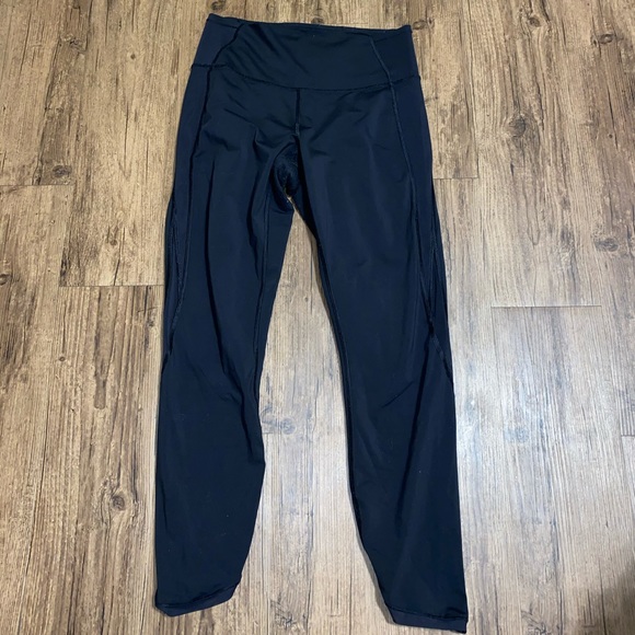 Lululemon 7/8 leggings size 8 - Picture 1 of 3